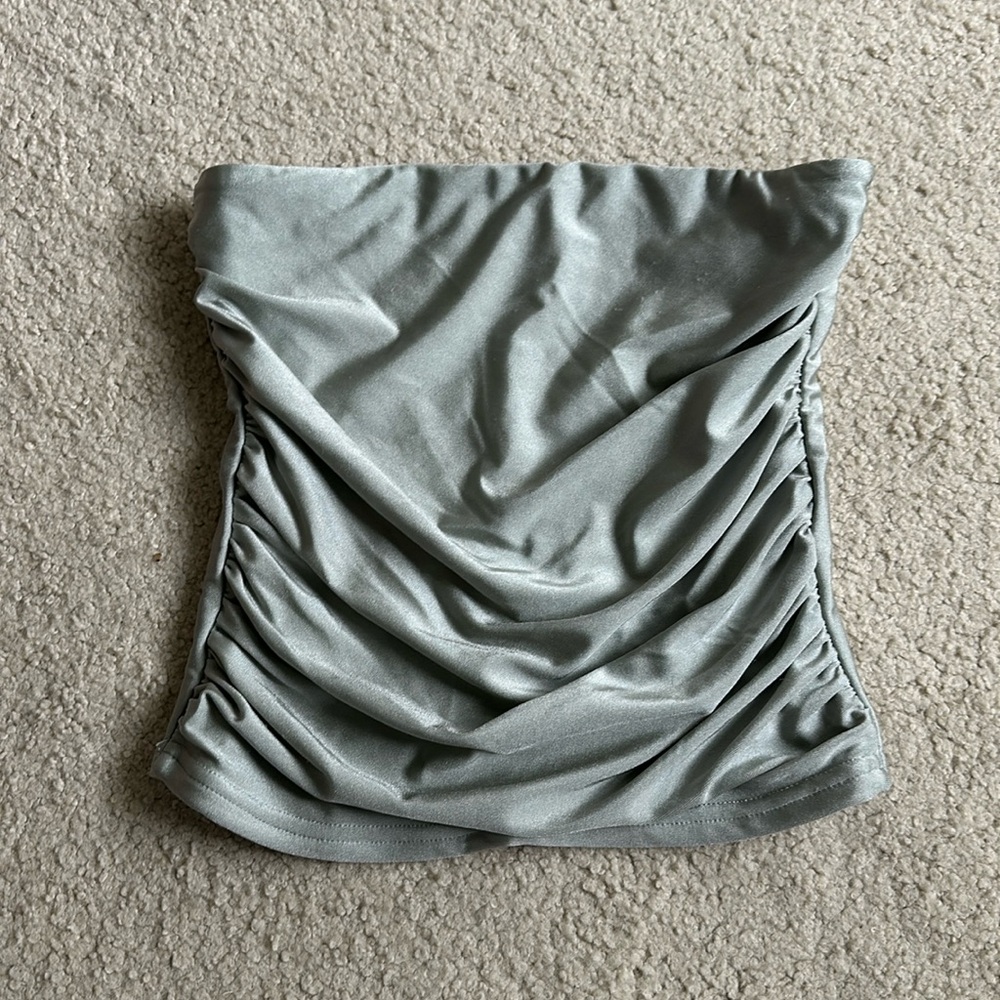 Edikted Tube Top